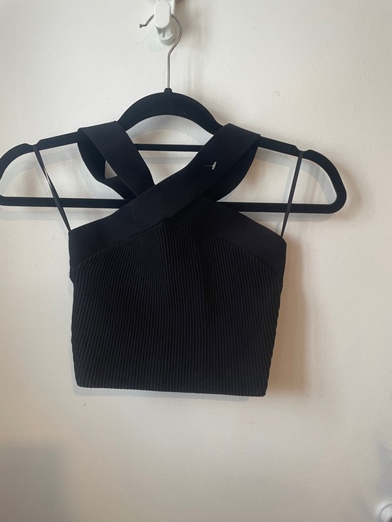 Babaton Tops - Babaton Black Ribbed Crop Top Sz XS B125